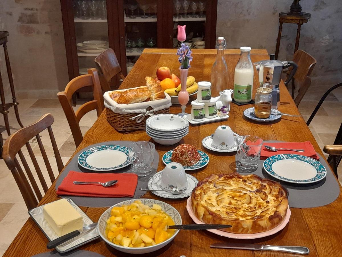Bed and Breakfast Aux Sources De Ouanne Esterno foto