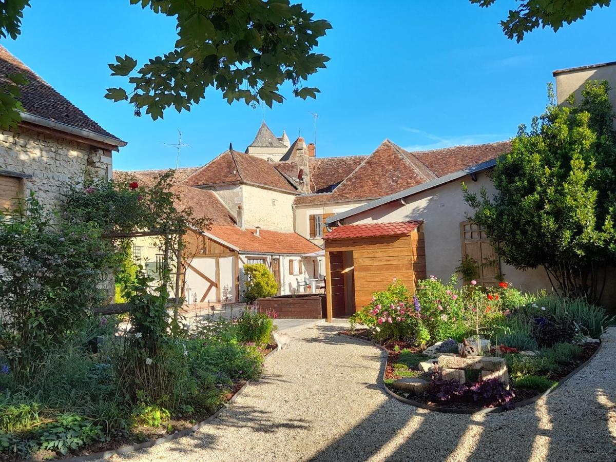 Bed and Breakfast Aux Sources De Ouanne Esterno foto