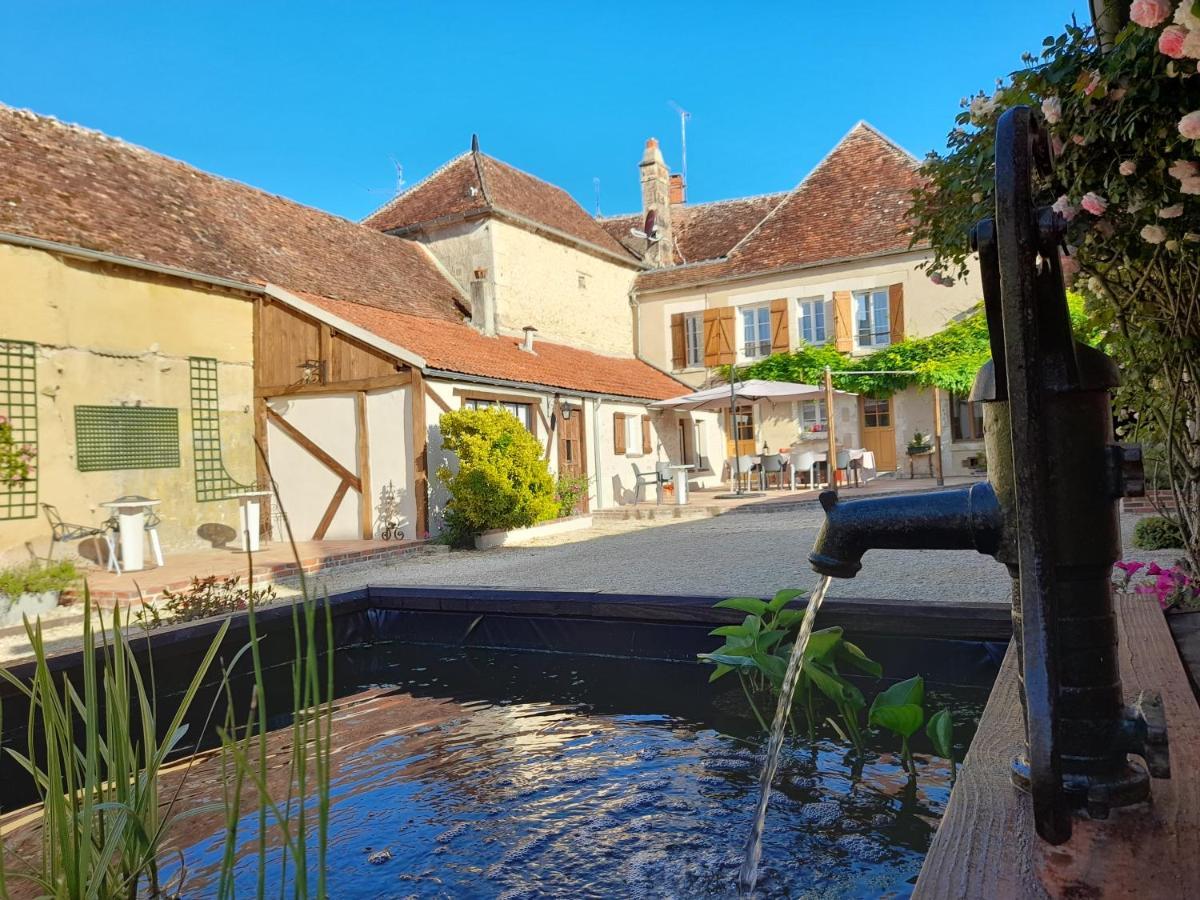 Bed and Breakfast Aux Sources De Ouanne Esterno foto